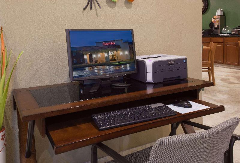 فندق Americinn By Wyndham Johnston Des Moines