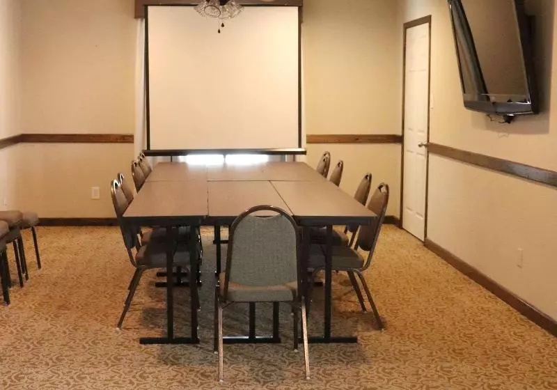 Отель Best Western George West Executive Inn