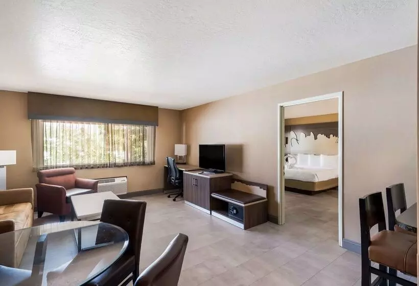 ホテル Best Western Plus Canyonlands Inn