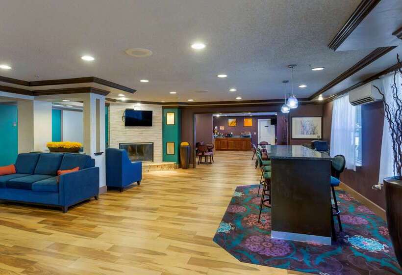 ホテル Comfort Inn West Valley  Salt Lake City South