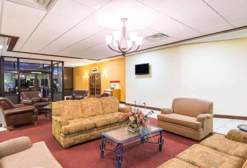 Отель Days Inn By Wyndham Altus