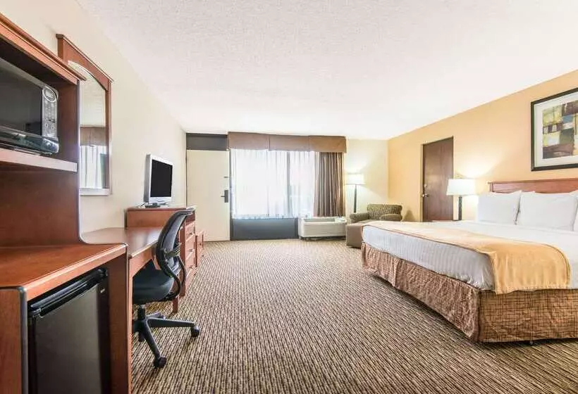 Отель Days Inn By Wyndham Altus