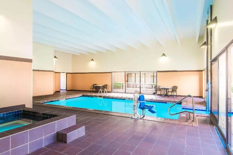 Отель Days Inn By Wyndham Altus