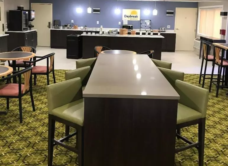 Szálloda Days Inn & Suites By Wyndham Rochester Hills Mi