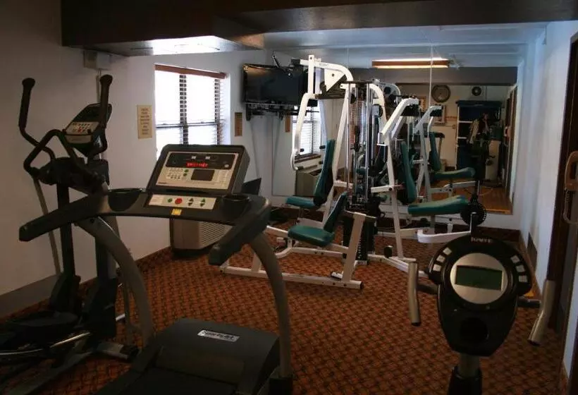 酒店 Douglas Inn And Conference Center