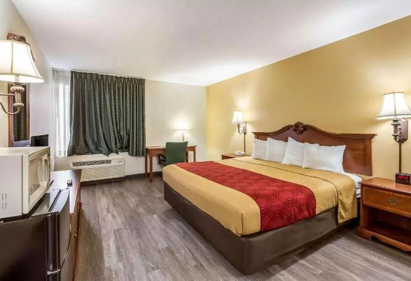 酒店 Econo Lodge Inn & Suites