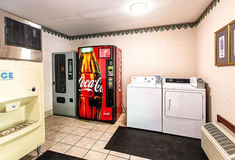 فندق Econo Lodge