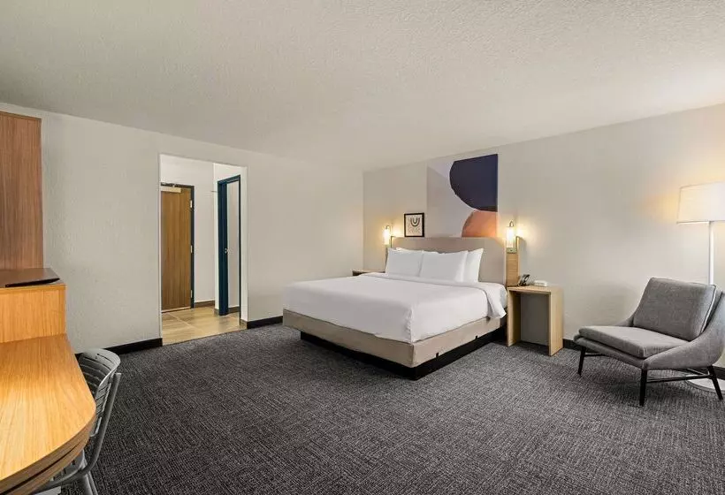 ホテル Spark By Hilton Fort Wayne