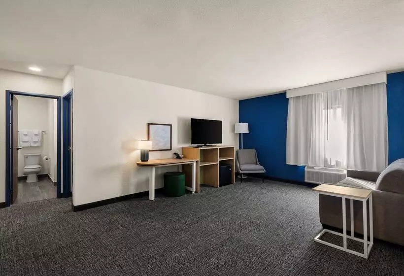 ホテル Spark By Hilton Fort Wayne