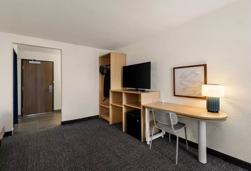 ホテル Spark By Hilton Fort Wayne