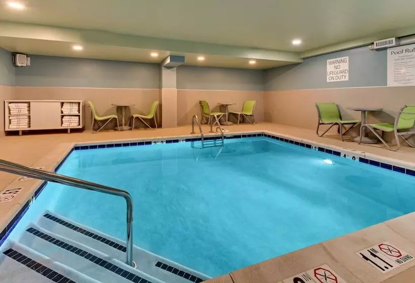 酒店 Holiday Inn Express Pittston Scranton Airport, An Ihg