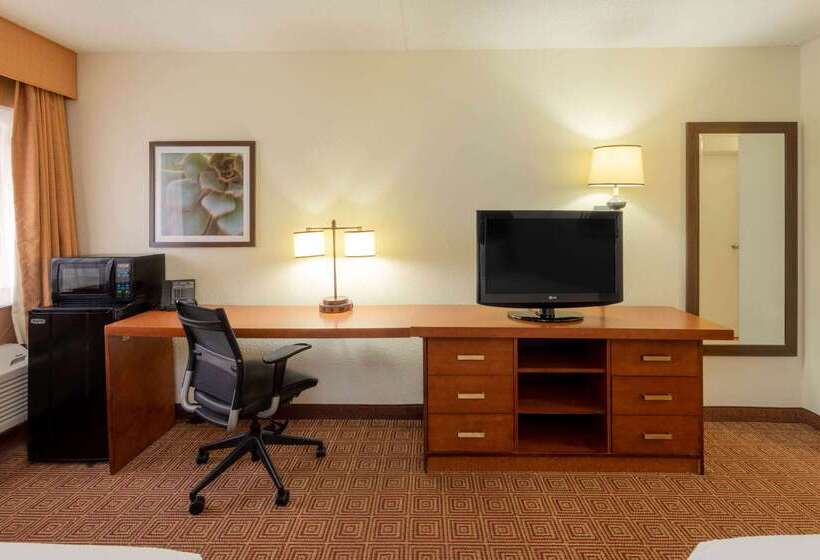 فندق La Quinta Inn By Wyndham Minneapolis Airport Bloomington