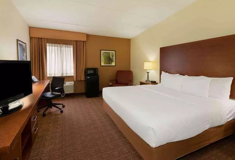 Отель La Quinta Inn By Wyndham Minneapolis Airport Bloomington