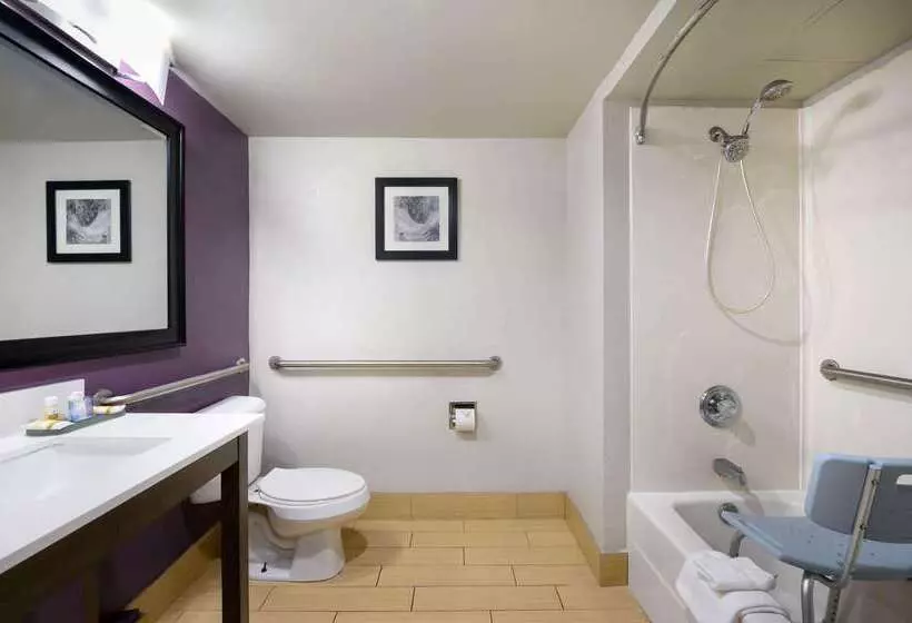 هتل La Quinta Inn By Wyndham North Myrtle Beach