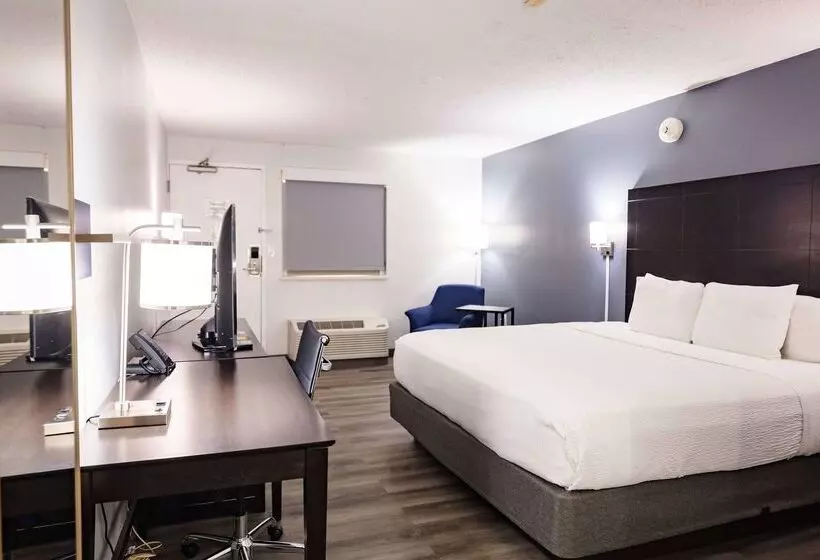 هتل La Quinta Inn By Wyndham Tampa Near Busch Gardens