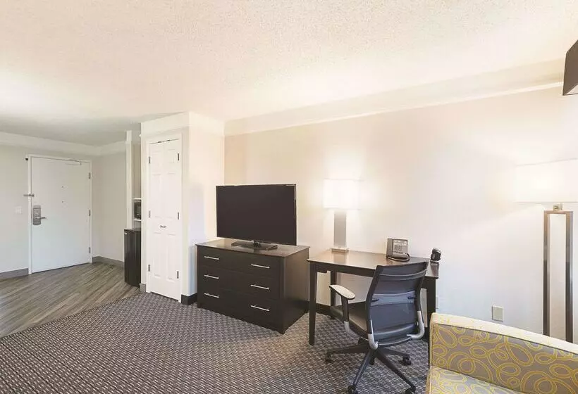 酒店 La Quinta By Wyndham Austin Round Rock