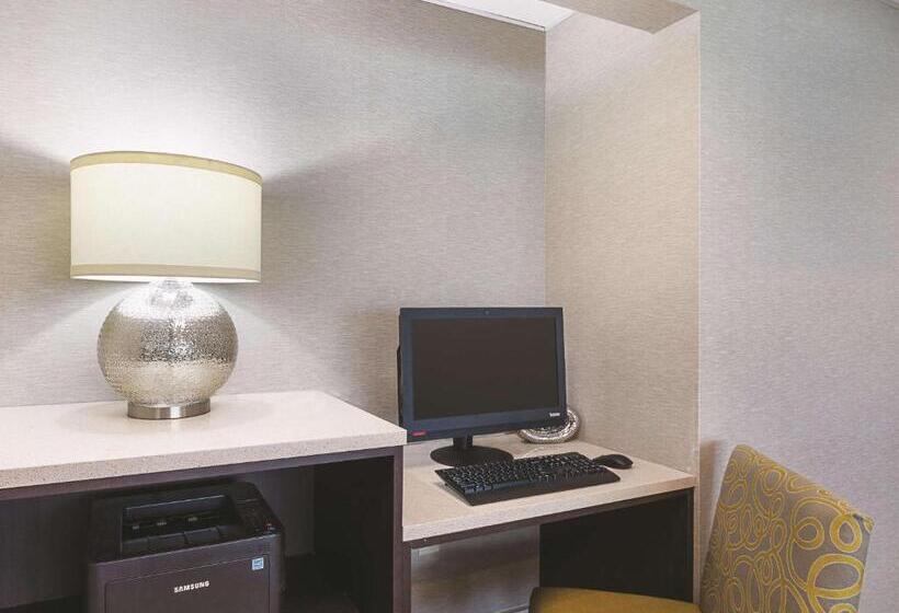 酒店 La Quinta By Wyndham Austin Round Rock