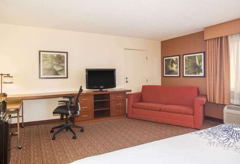 فندق Baymont By Wyndham Columbia, Mo