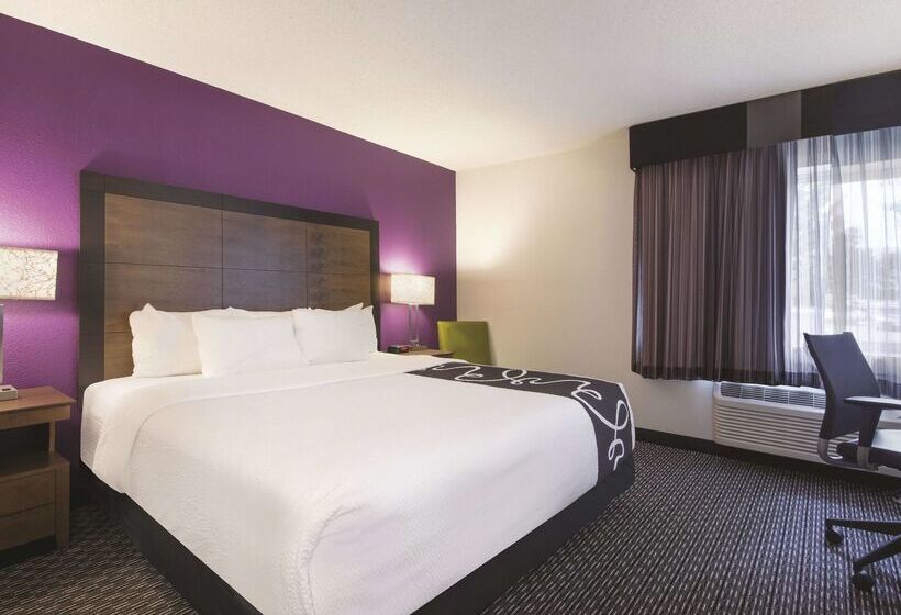 فندق La Quinta By Wyndham Hartford Bradley Airport