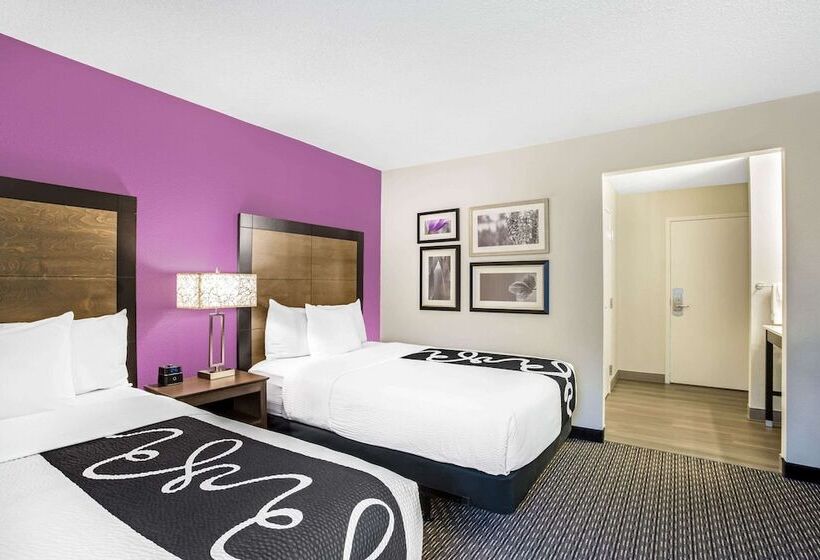 فندق La Quinta By Wyndham Hartford Bradley Airport