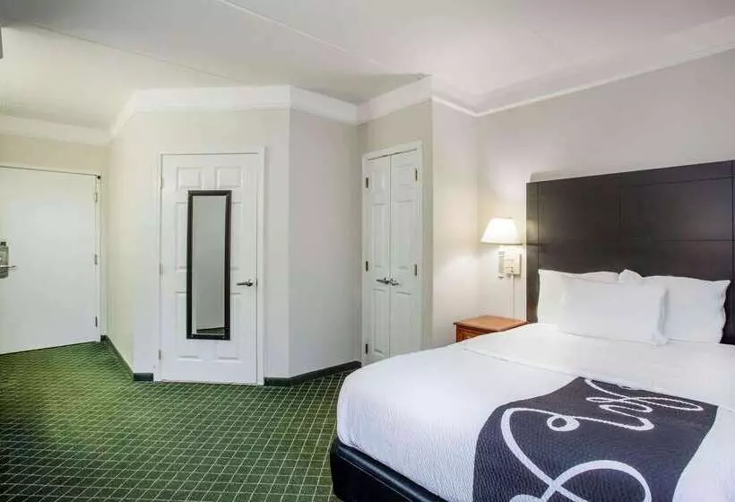 ホテル La Quinta By Wyndham Melbourne Viera