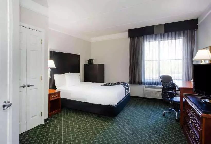 ホテル La Quinta By Wyndham Melbourne Viera