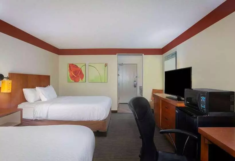 酒店 La Quinta Inn & Suites By Wyndham Springdale