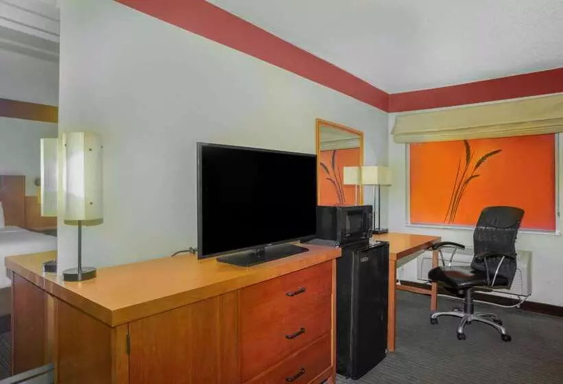 酒店 La Quinta Inn & Suites By Wyndham Springdale