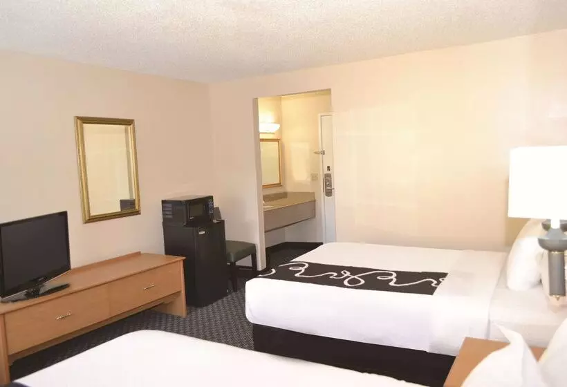 فندق La Quinta By Wyndham Tampa Fairgrounds - Casino