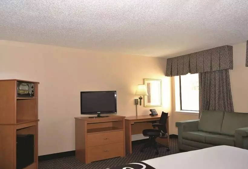 فندق La Quinta By Wyndham Tampa Fairgrounds - Casino