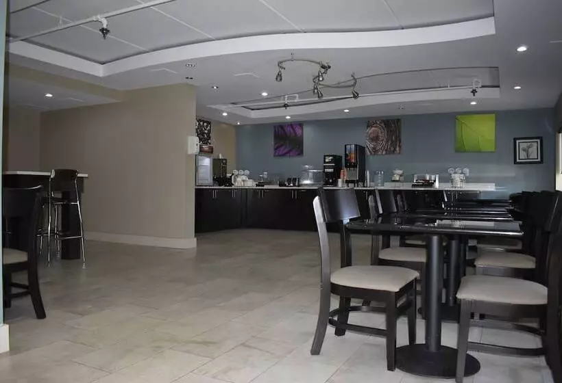 Отель Sleep Inn & Suites West Knoxville