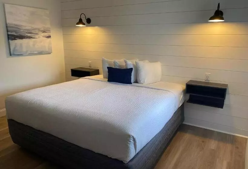 Отель The Shorehouse