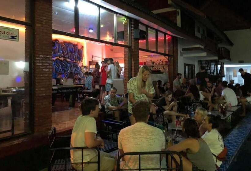 Nana Backpacker Hostel