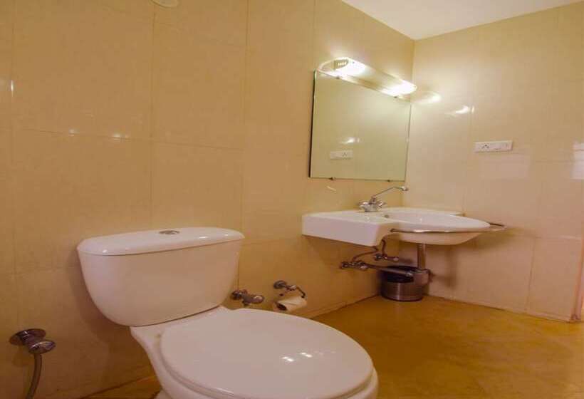 Royale Assagao By Oyo Rooms