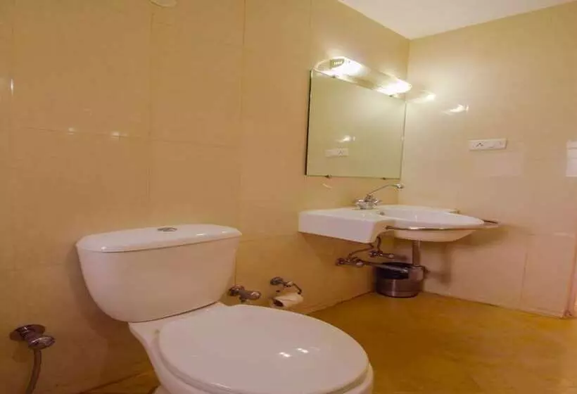 Royale Assagao By Oyo Rooms