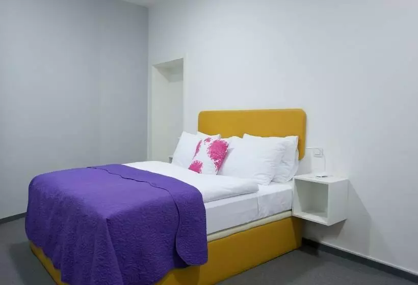 Dolac One Apartments