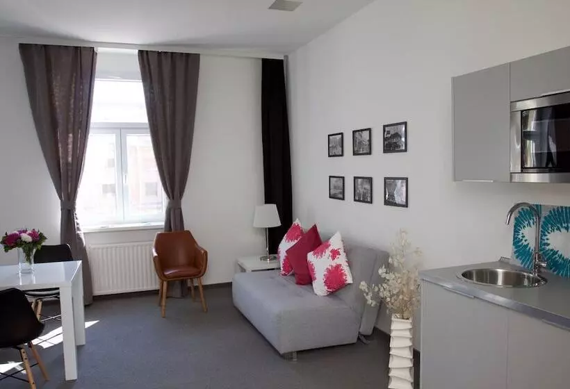 Dolac One Apartments