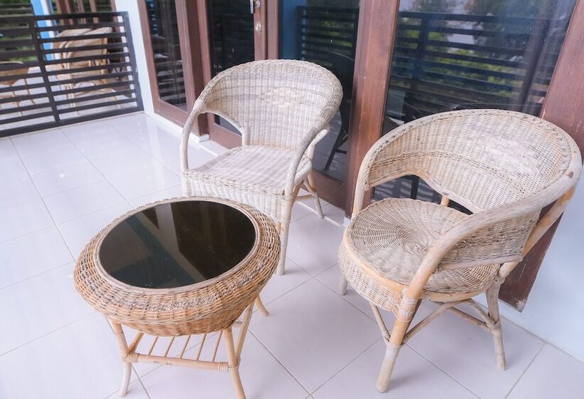 בית מלון כפרי Oyo 1498 Pak Har Bungalow