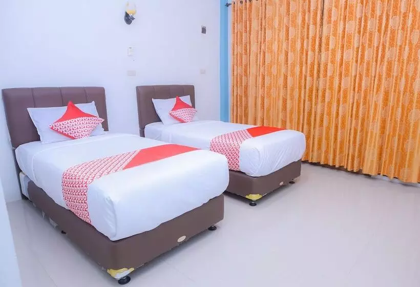 Hotelli Oyo 1498 Pak Har Bungalow