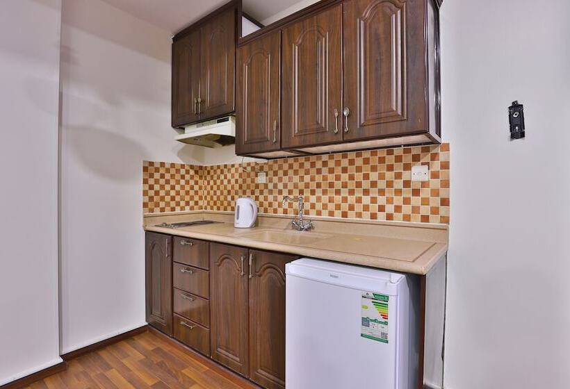 فندق Oyo 288 Diafati Residential Units