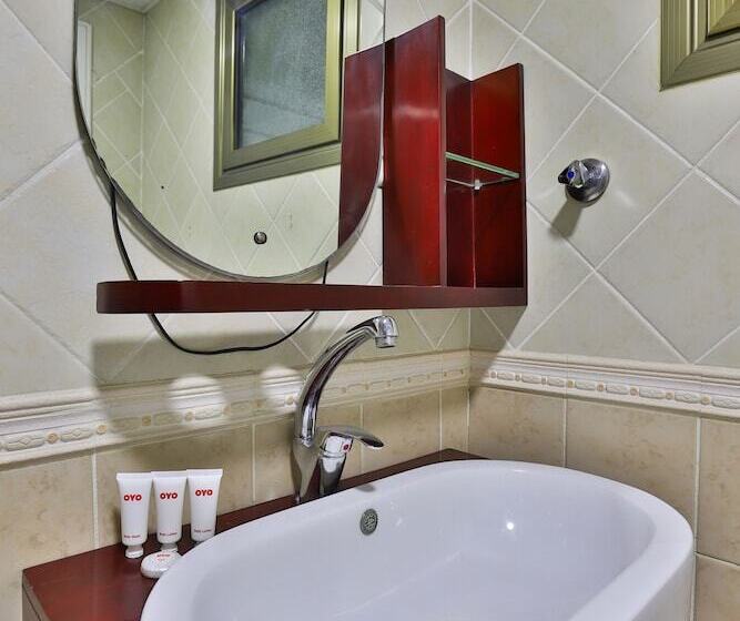 فندق Oyo 288 Diafati Residential Units