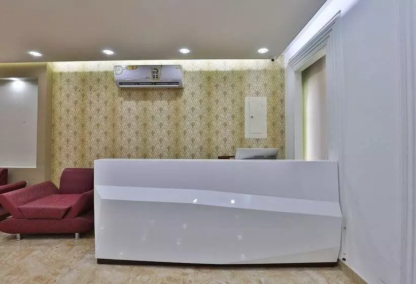 ホテル Oyo 288 Diafati Residential Units