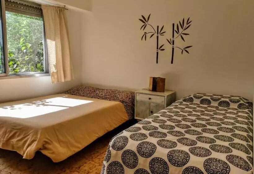 ペンション Gaia Hostal