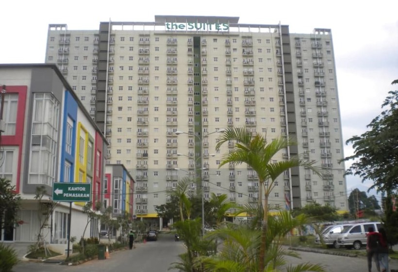 The Suites Metro By Homtel