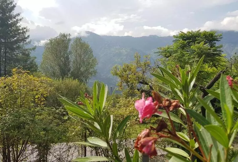 تختخواب و صبحانه Bhurban Valley Cottages 2