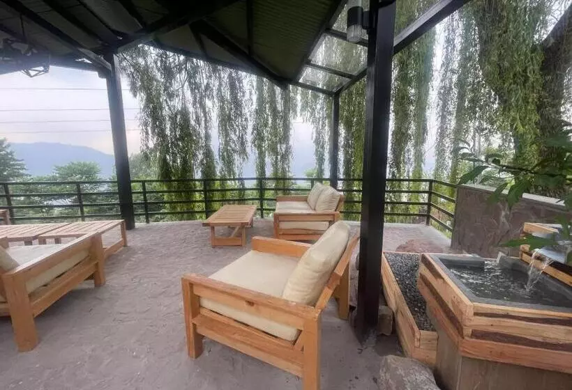 تختخواب و صبحانه Bhurban Valley Cottages 2