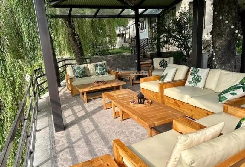 تختخواب و صبحانه Bhurban Valley Cottages 2