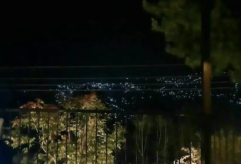 تختخواب و صبحانه Bhurban Valley Cottages 2