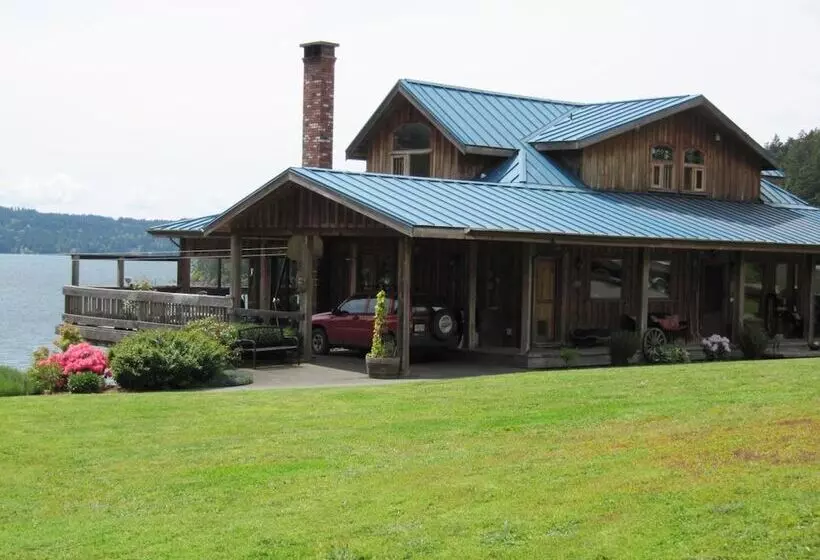 Aamiaismajoitus (B&B) Arbutus Cove Guesthouse