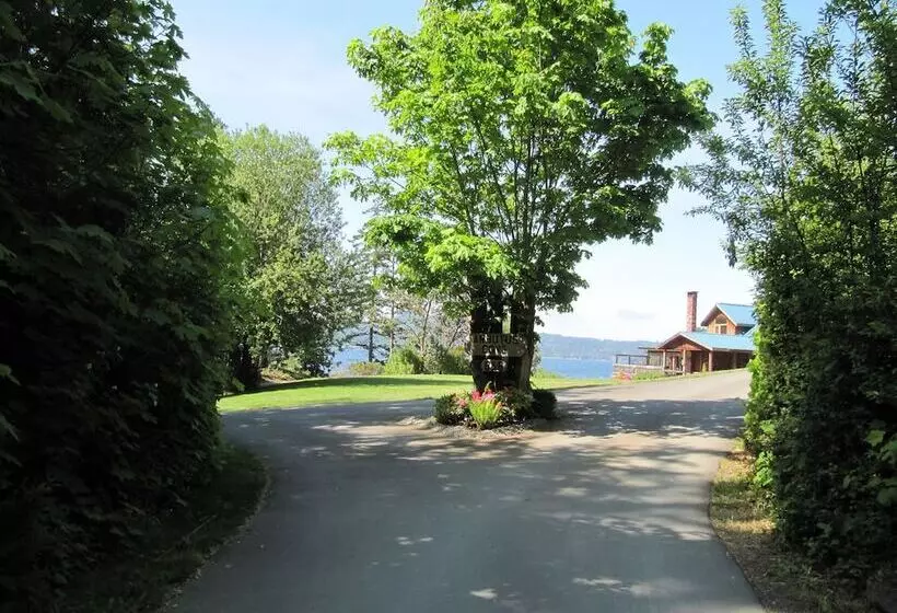 Aamiaismajoitus (B&B) Arbutus Cove Guesthouse